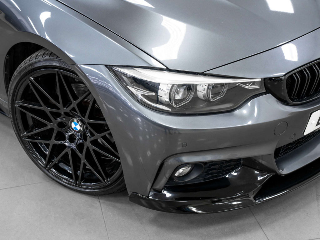 BMW 4 Series 440I M Sport Professional Media Black #10