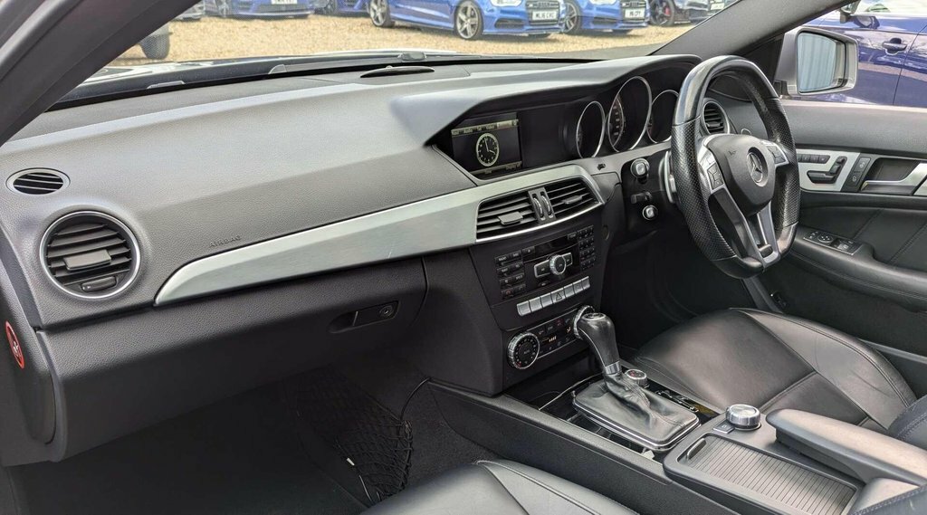 Mercedes-Benz C Class 1.6L Amg Sport Edition White #24