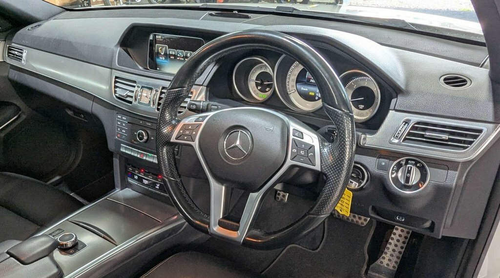 Mercedes-Benz E Class 3.5 V6 Amg Line Cabriolet G-tronic Euro 6 Ss 2 White #20