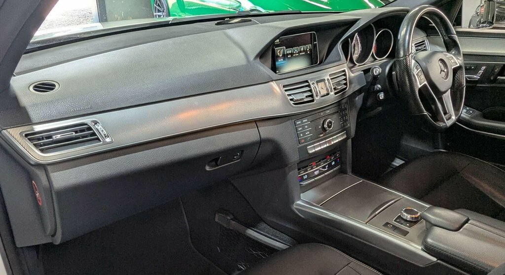 Mercedes-Benz E Class 3.5 V6 Amg Line Cabriolet G-tronic Euro 6 Ss 2 White #26