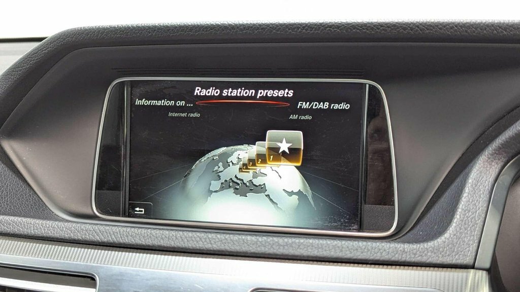 Mercedes-Benz E Class 3.5 V6 Amg Line Cabriolet G-tronic Euro 6 Ss 2 White #44