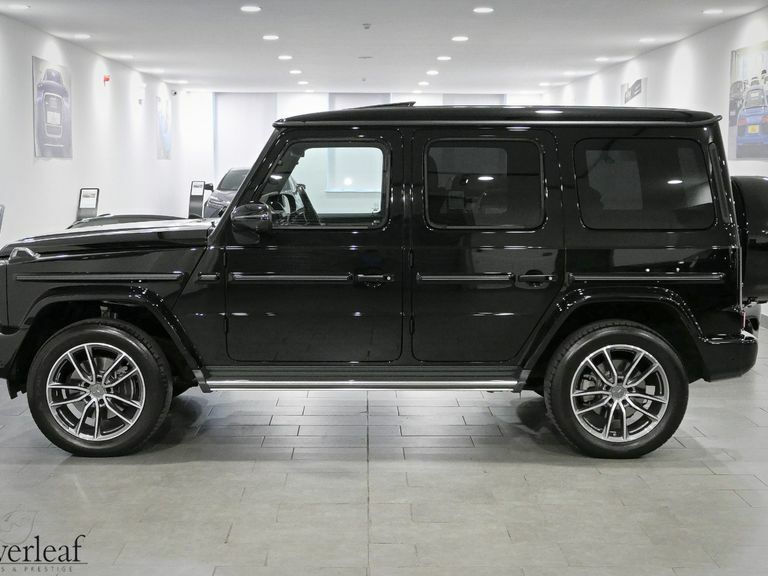 Mercedes-Benz G Class 2025 25 Mercedes Benz G450d Amg Line Premium Plus Black #4
