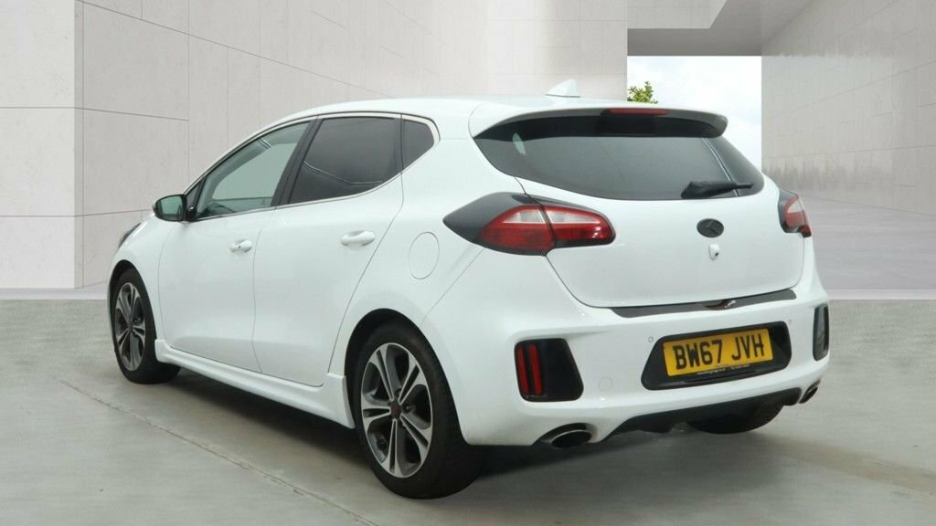 Kia Ceed 1L Gt-line White #2