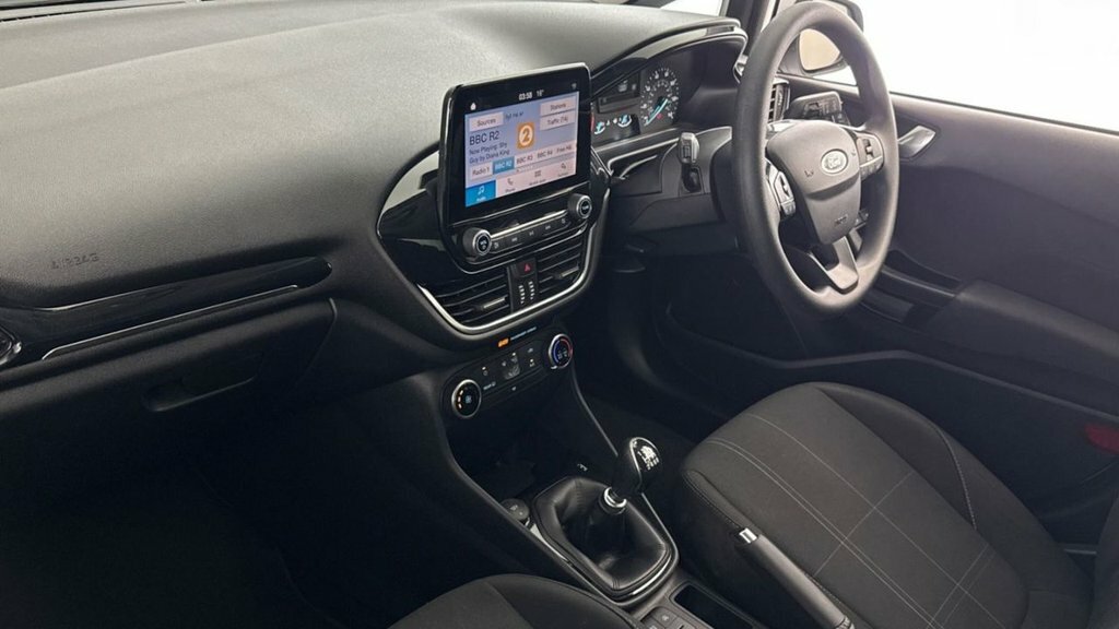 Ford Fiesta 1L Trend White #2