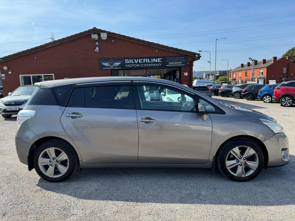 Toyota Verso 1.6L Trend Brown #2