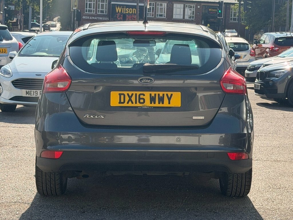 Ford Focus 1L Titanium X DX16WWY Grey #4