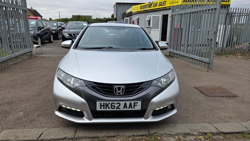 Honda Civic I-vtec Es HK62AAF Silver #2