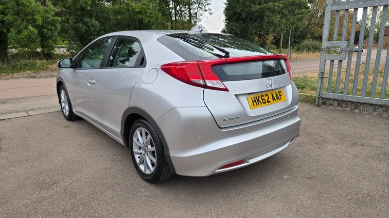 Honda Civic I-vtec Es HK62AAF Silver #6
