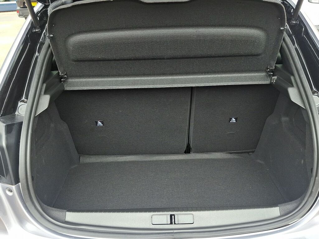 Peugeot 208 1.2 Hybrid 110 Allure E-dsc6 Black #32