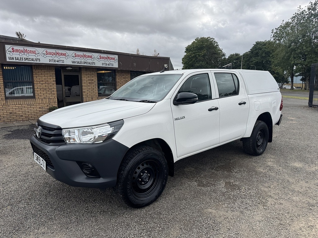 Toyota HILUX 2.4 D-4d Active 150 Double Cab White