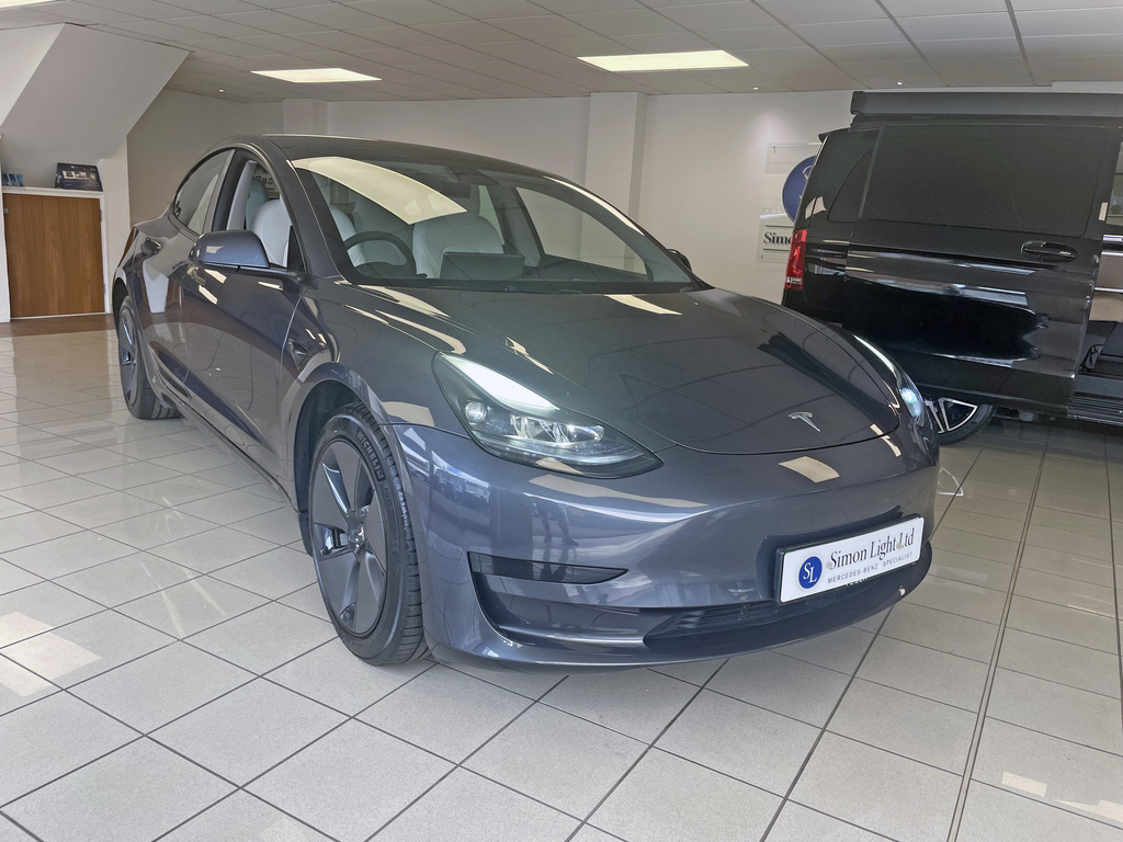 Tesla Model 3 Standard Range Rwd GD23KXM