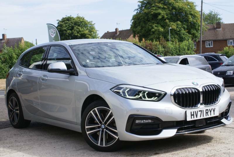 BMW 1 Series 118I 136 Sport Step Silver