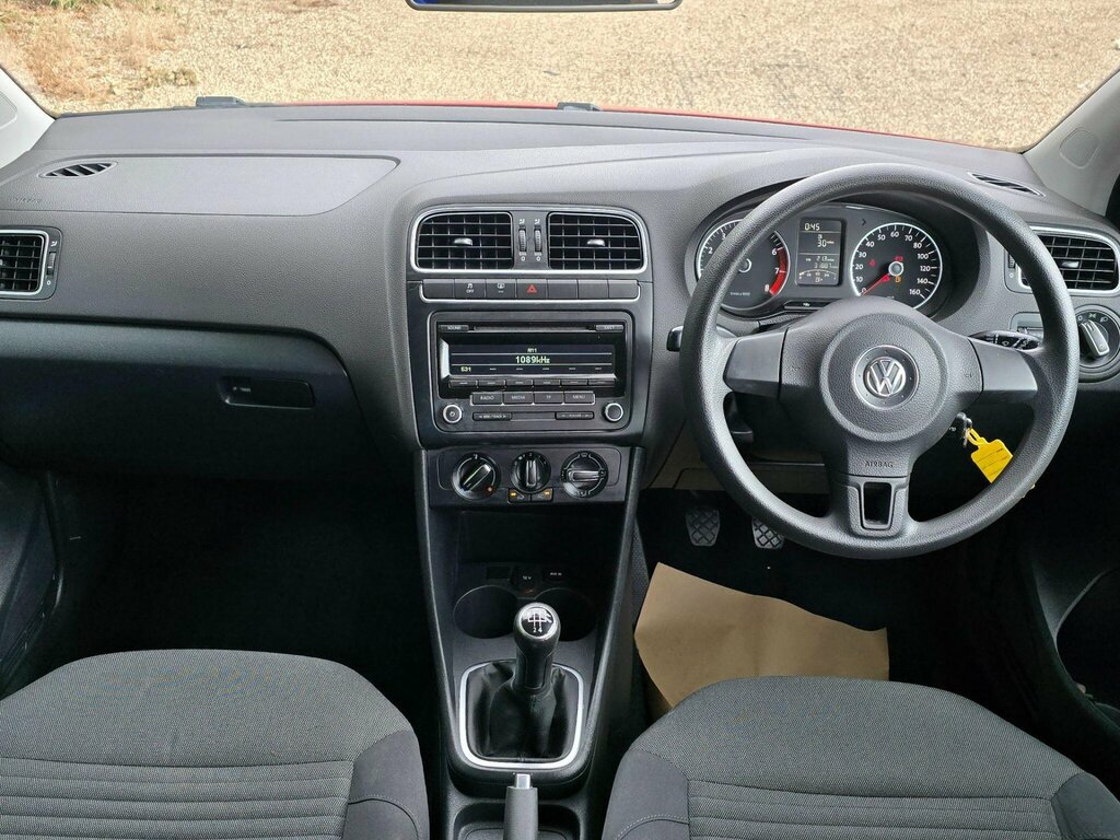 Volkswagen Polo 1.4 Match Dsg #12