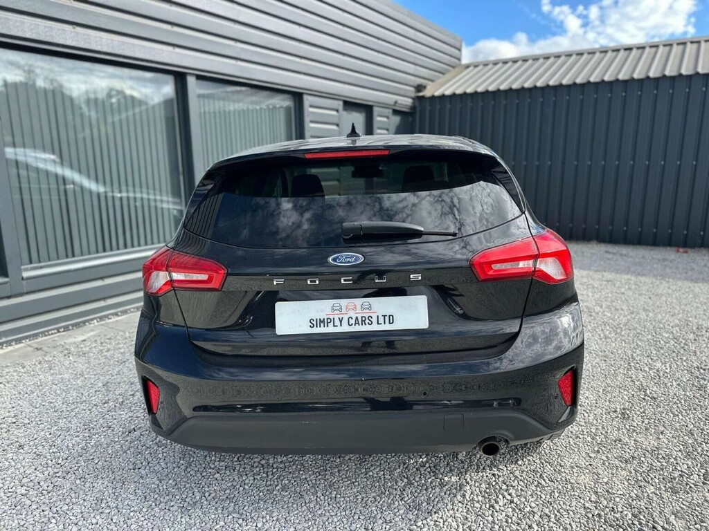 Ford Focus 1.0T Ecoboost Titanium Euro 6 Ss Black #4