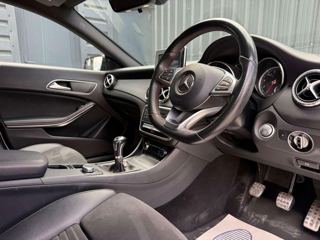 Mercedes-Benz CLA Class 1.6L Cla 180 Amg Line Edition 121 Bhp Black #29
