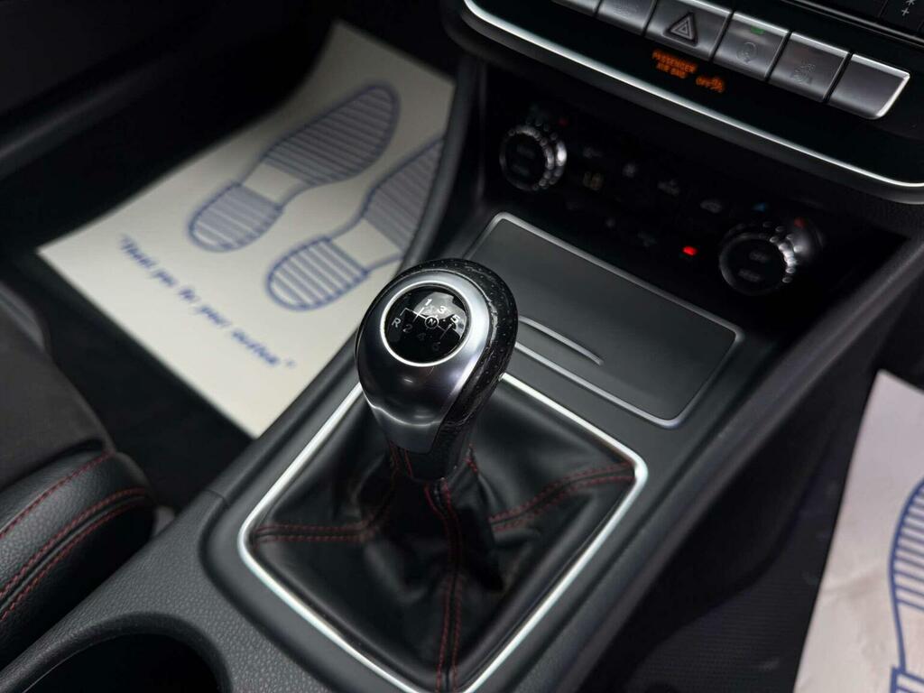 Mercedes-Benz CLA Class 1.6L Cla 180 Amg Line Edition 121 Bhp Black #45