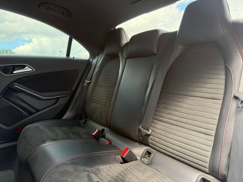 Mercedes-Benz CLA Class 1.6L Cla 180 Amg Line Edition 121 Bhp Black #25