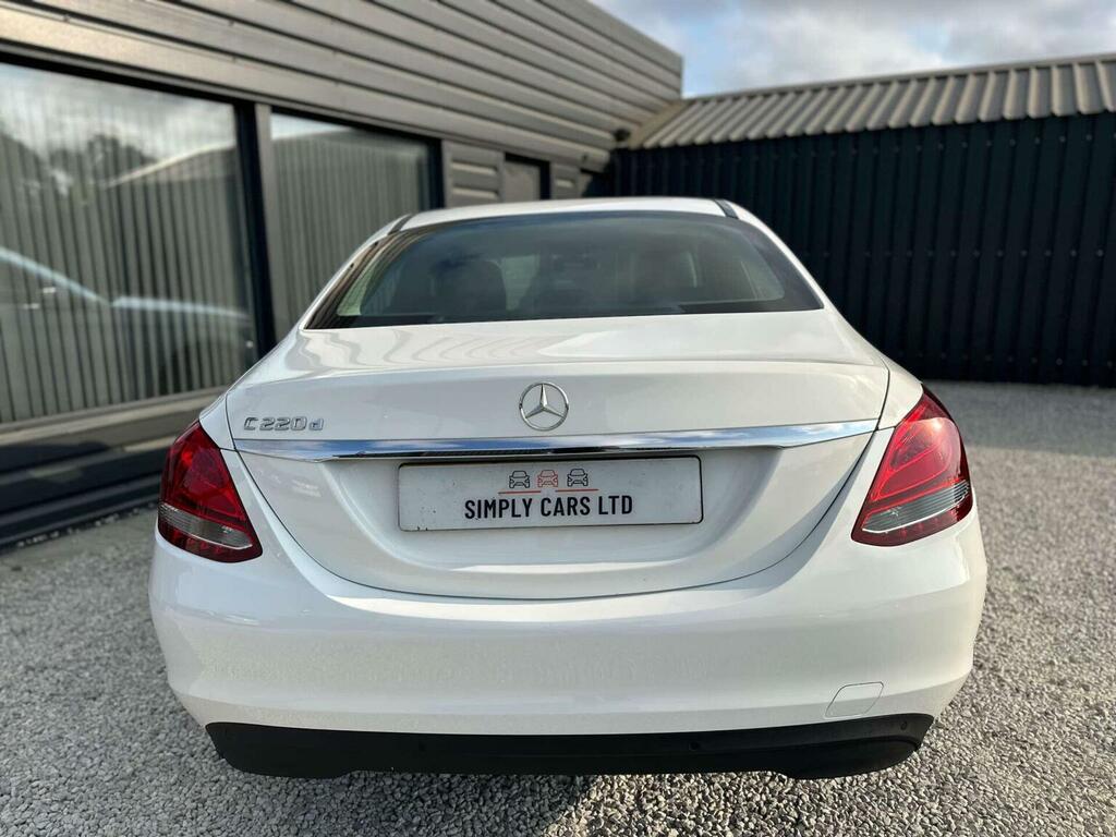 Mercedes-Benz C Class 2.0 C220d Se G-tronic Euro 6 Ss White #4