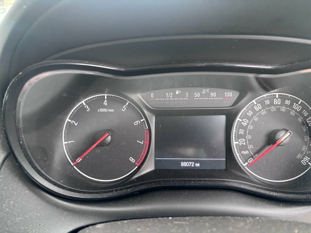 Vauxhall Zafira Tourer Mpv Silver #20