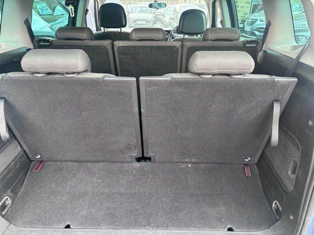 Vauxhall Zafira Tourer Mpv Silver #17