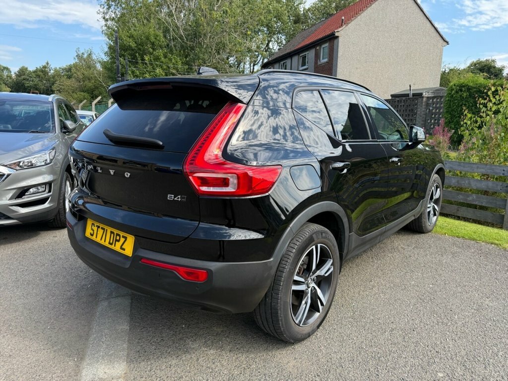 Volvo XC40 2L R-design Black #2