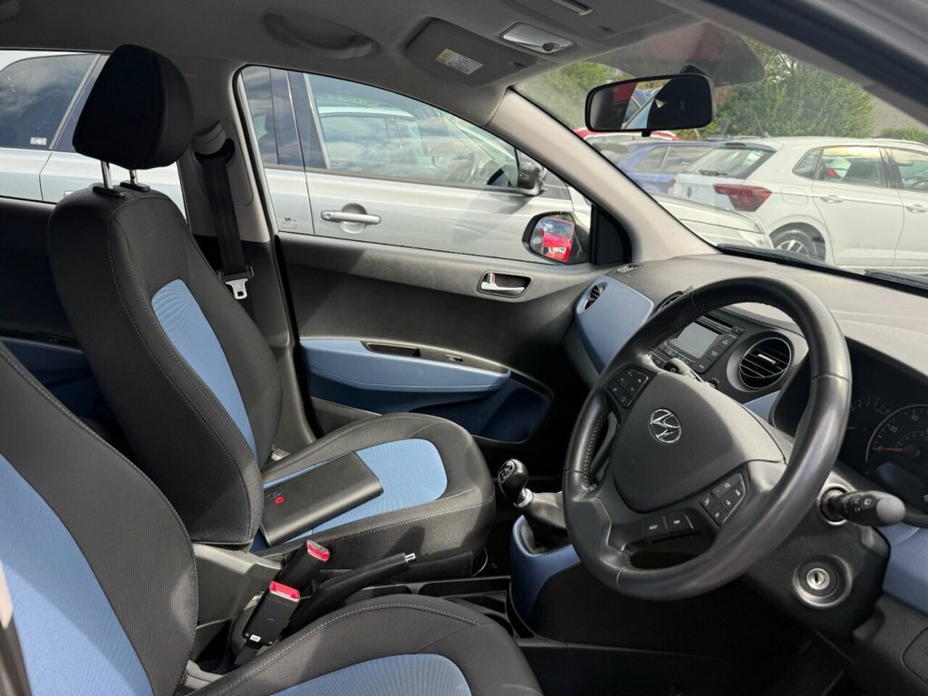 Hyundai I10 Hatchback Grey #4