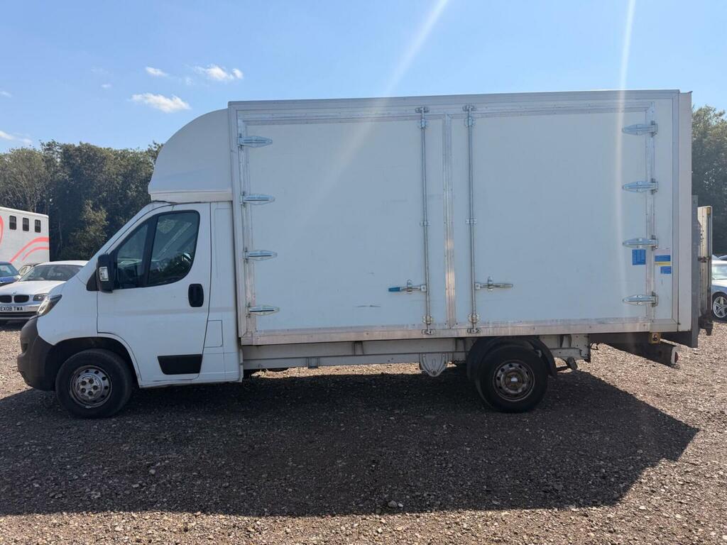 Peugeot Boxer Luton 2.2 Hdi 335 Fwd L3 201868 White #4
