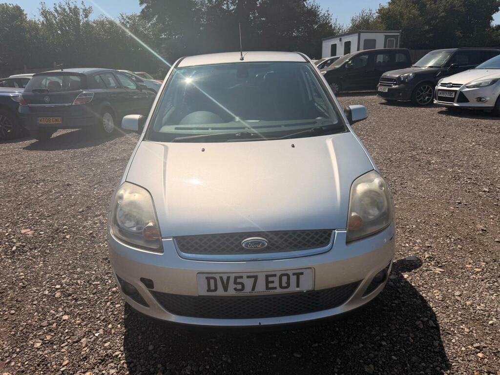 Ford Fiesta Hatchback 1.25 Zetec Climate 200757 DV57EOT Silver #2