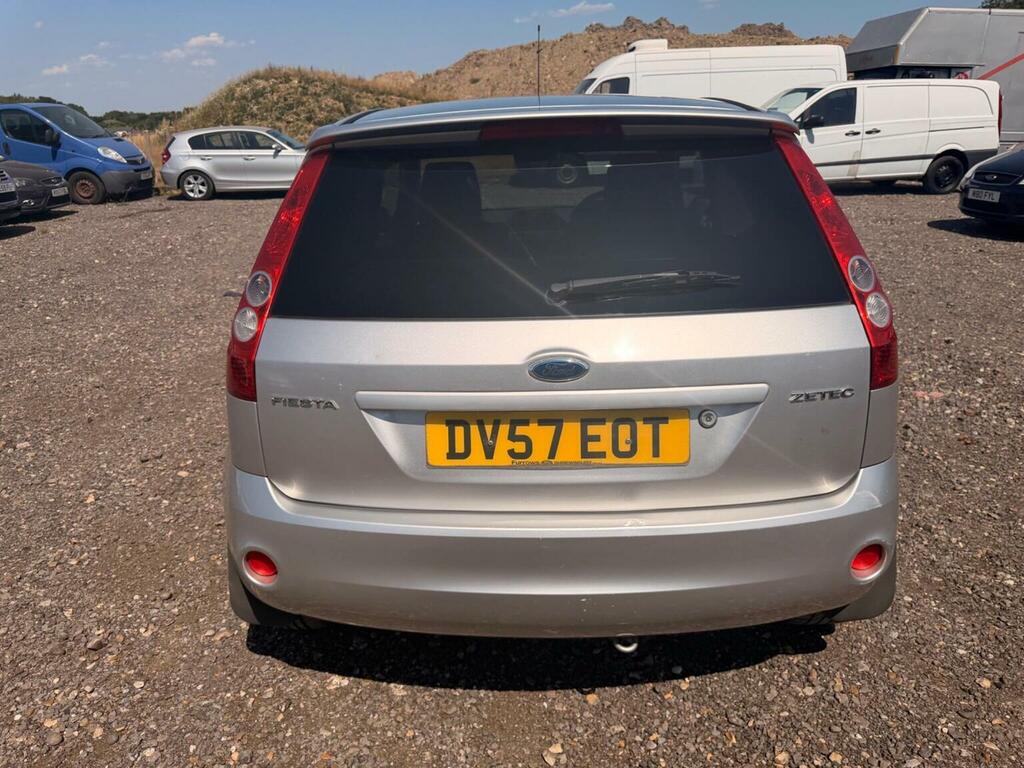 Ford Fiesta Hatchback 1.25 Zetec Climate 200757 DV57EOT Silver #6