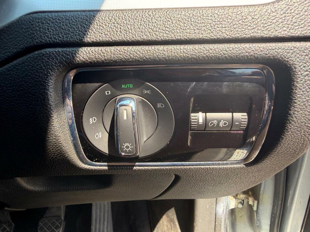 Skoda Superb 2.0 Tdi 170 Touring Estate Bi Silver #15