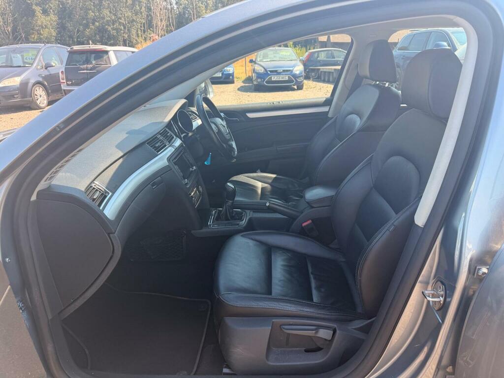 Skoda Superb 2.0 Tdi 170 Touring Estate Bi Silver #12