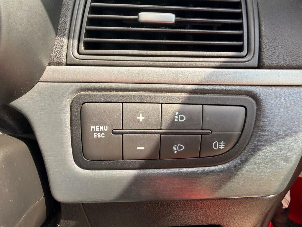 Fiat Grande Punto 1.4 L Sound #17