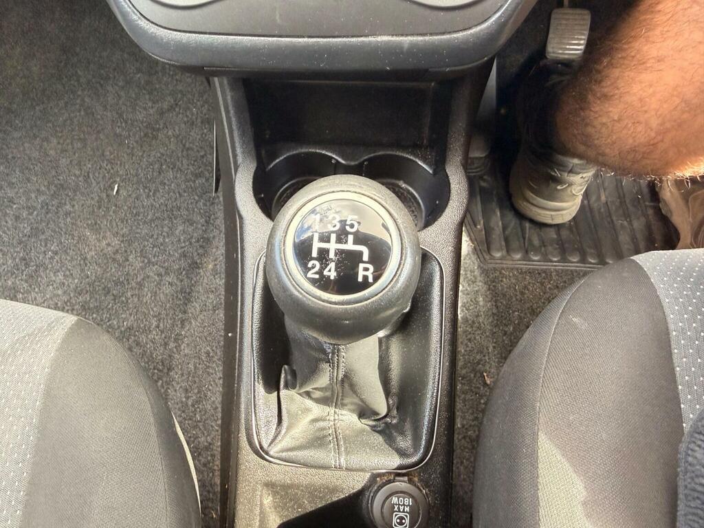 Fiat Grande Punto 1.4 L Sound #18