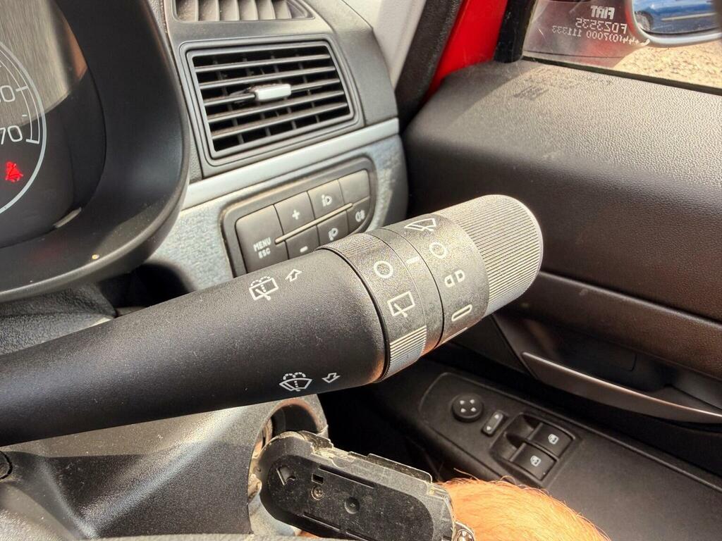 Fiat Grande Punto 1.4 L Sound #25