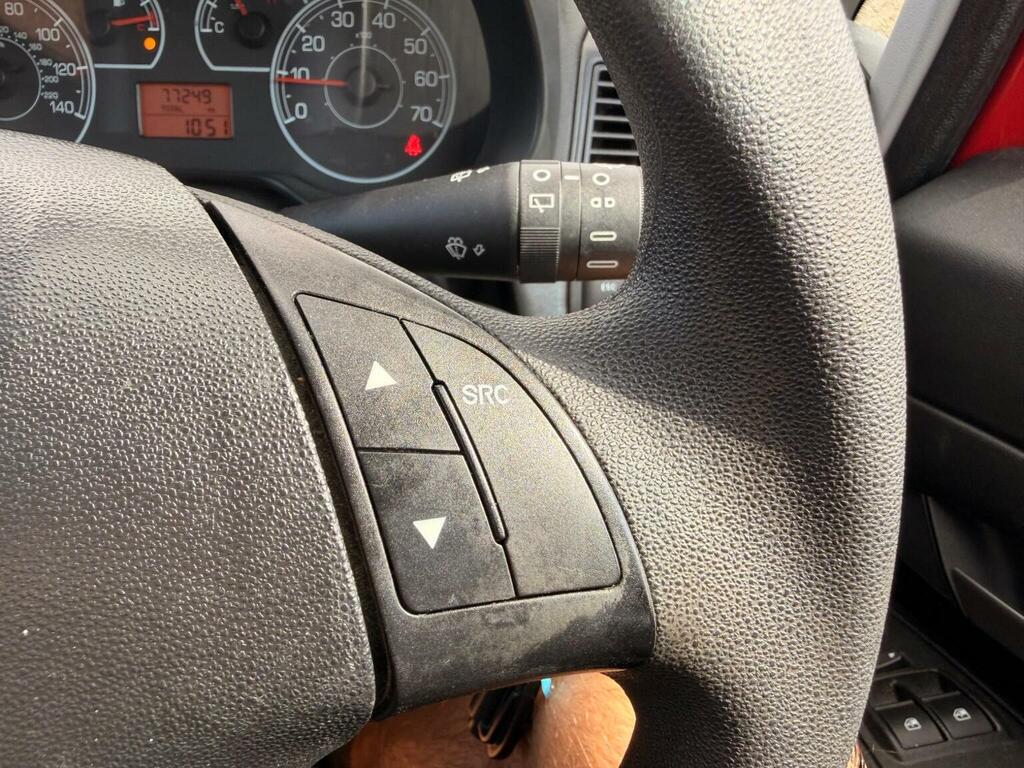 Fiat Grande Punto 1.4 L Sound #23