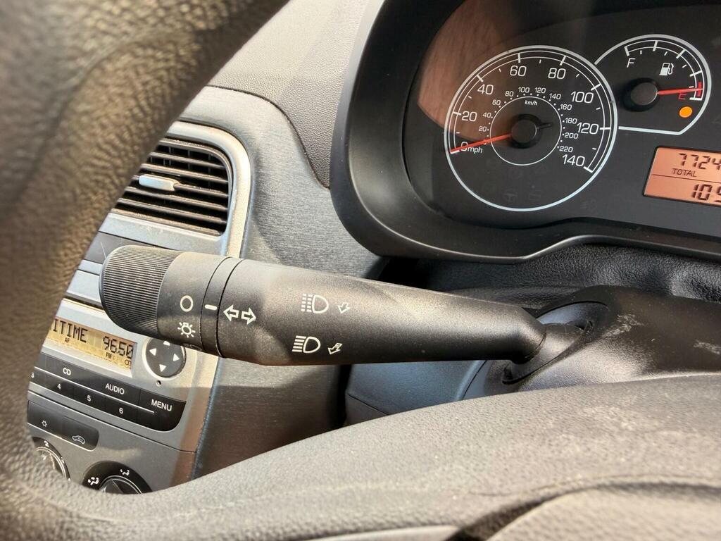 Fiat Grande Punto 1.4 L Sound #24