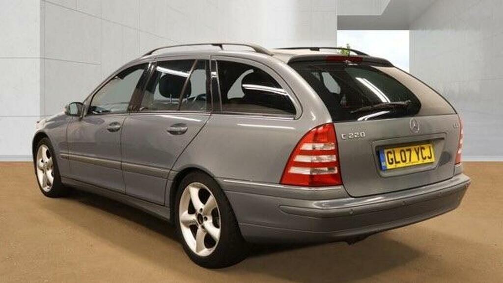 Mercedes-Benz C Class 2.1 C220 Cdi Avantgarde Se Grey #3