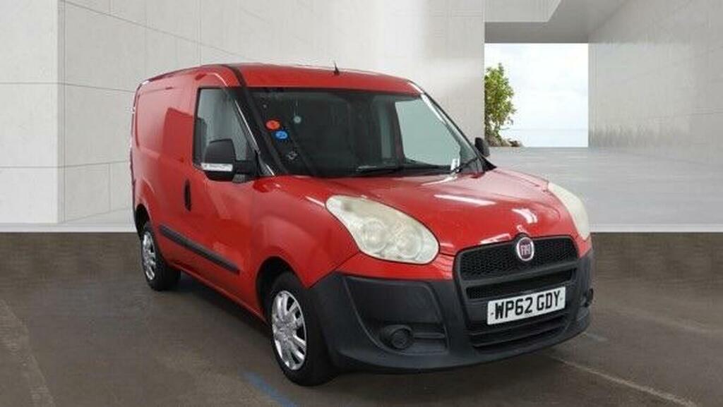 Fiat Doblo 1.3 Jtd Multijetii 16V Maxi L2 H1 Red