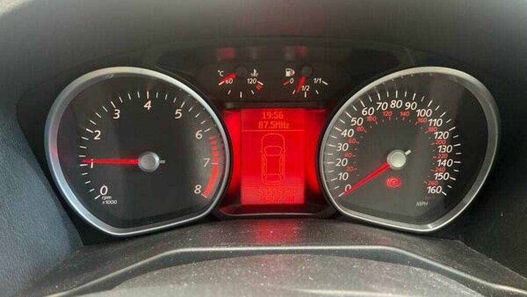 Ford Mondeo 2.0 Tdci Zetec Estate Euro 5 14 Silver #12