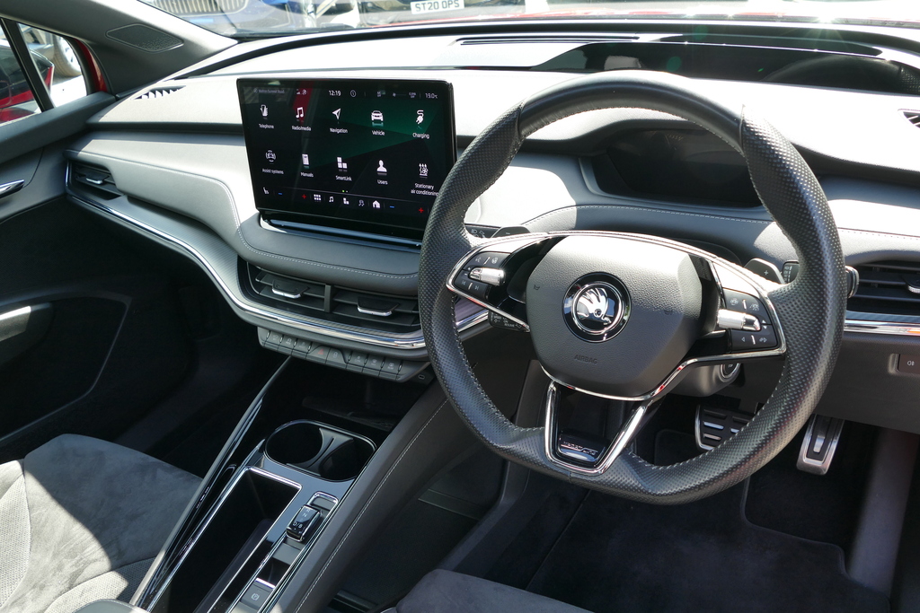 Skoda ENYAQ 195Kw 80X Sportline Plus 82Kwh 4X4 0 Ps Red #6