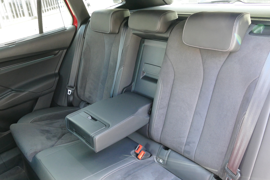 Skoda ENYAQ 60 Blue #18