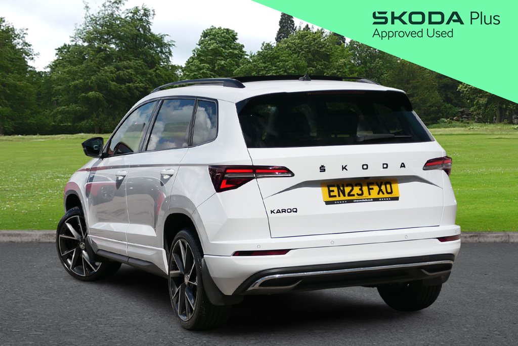 Skoda Karoq 1.5 Tsi Sportline Dsg 0 Ps White #3