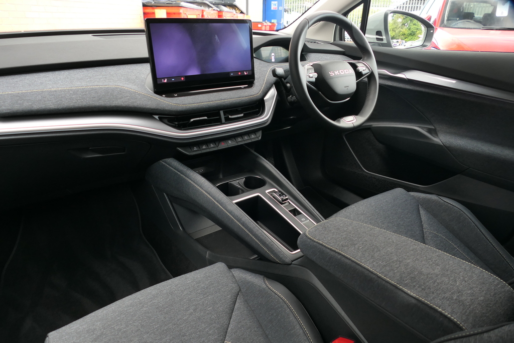 Skoda Elroq 150Kw 60 Edition 63Kwh 204 Ps Grey #2