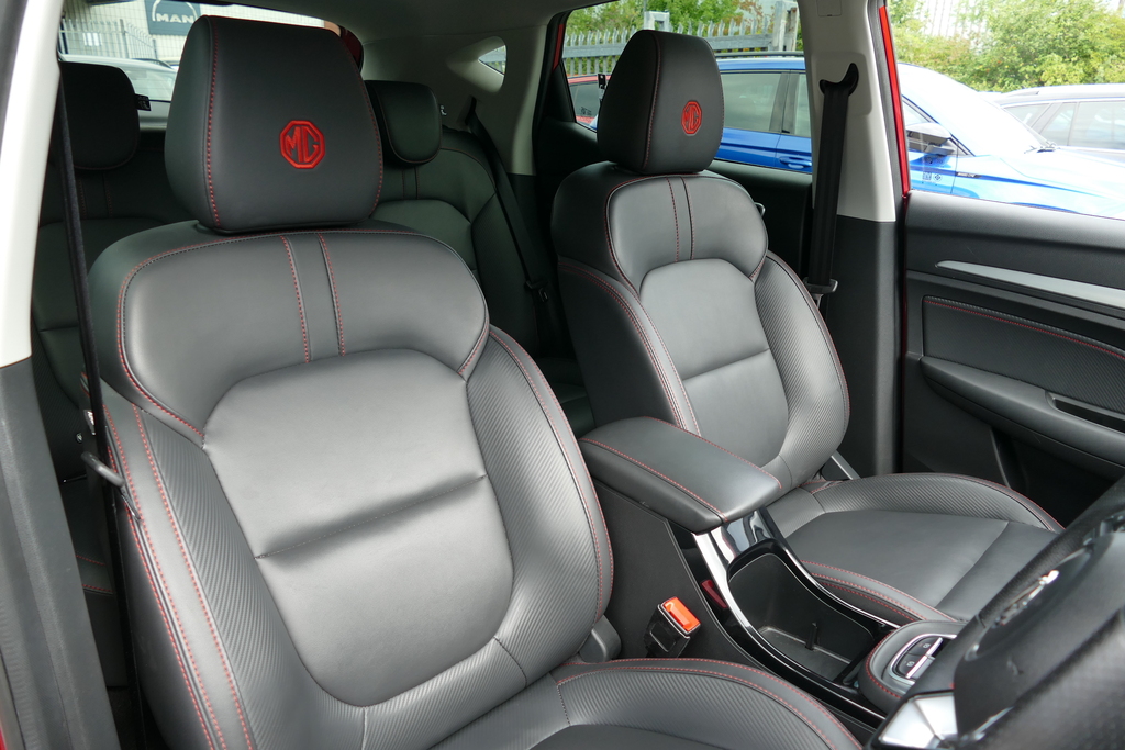MG ZS 1.0T Gdi Exclusive Dct 111 Ps Red #6