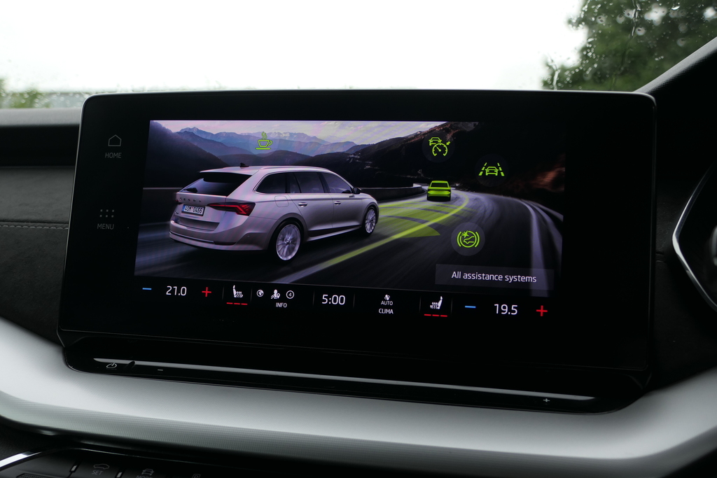 Skoda Octavia 2.0 Tsi Vrs Dsg Estate White #22