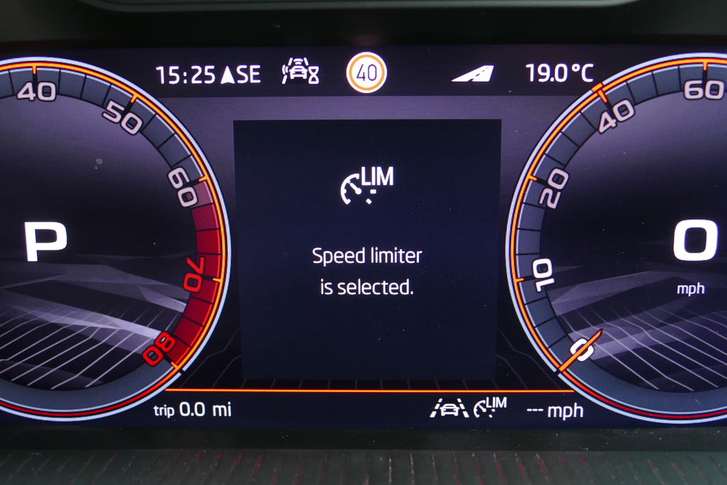 Skoda Kamiq 1.0 Tsi Se Edition Blue #19
