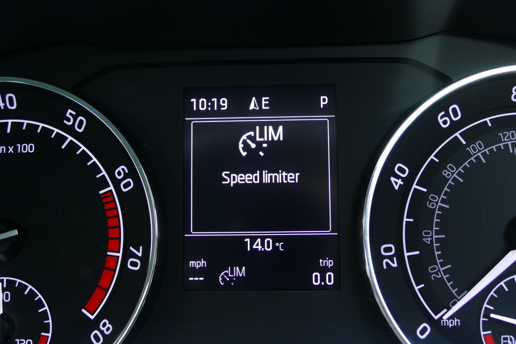 Skoda Superb 2.0 Sportline Plus Tsi Dsg Estate 272 4X4 Grey #21