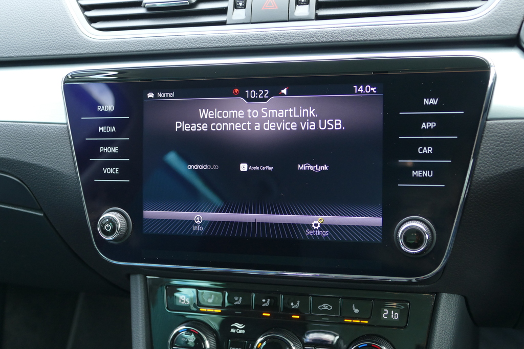 Skoda Superb 2.0 Sportline Plus Tsi Dsg Estate 272 4X4 Grey #31