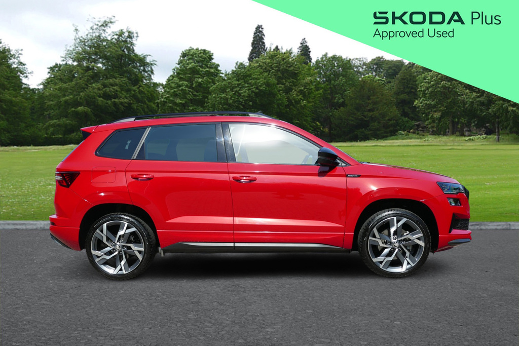 Skoda Karoq 1.5 Tsi Sportline Dsg 0 Ps Red #4
