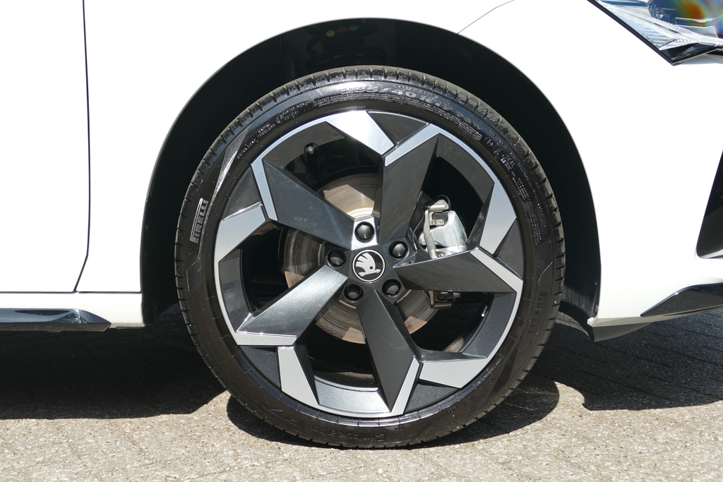 Skoda Superb 1.5 Tsi E-tec Sportline Dsg 0 Ps White #5